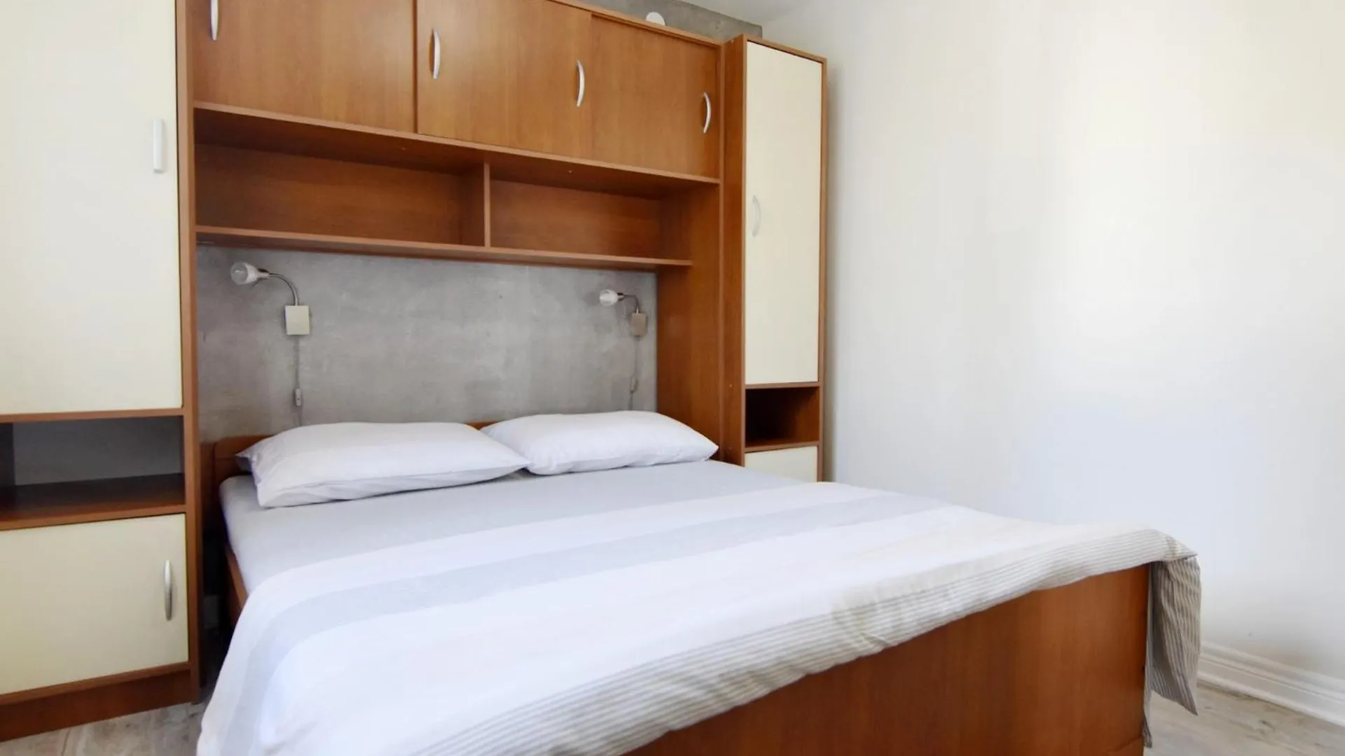 Apartments By The Sea Biograd Na Moru, Biograd - 22807 0*,  Croatie